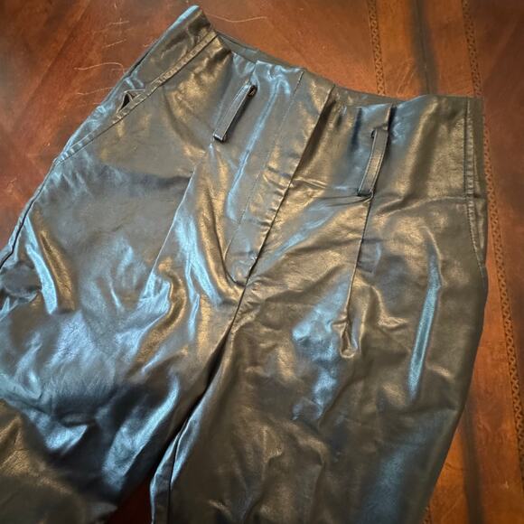 J.O.A. Drop the beat faux leather‎ pants Small Cropped Pleated - Picture 4 of 9